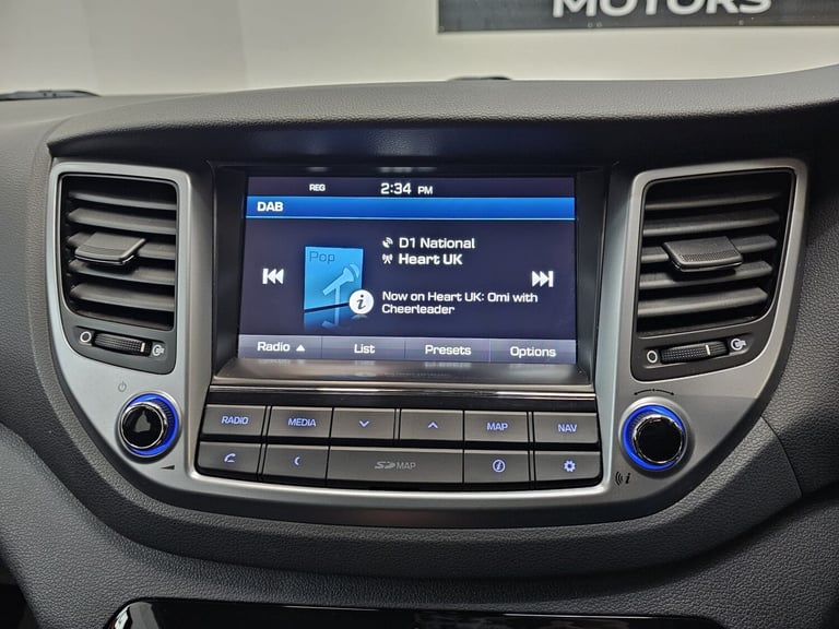 2015 Hyundai TUCSON 1.7 CRDi Blue Drive SE Nav 5dr 2WD ESTATE Diesel Manual