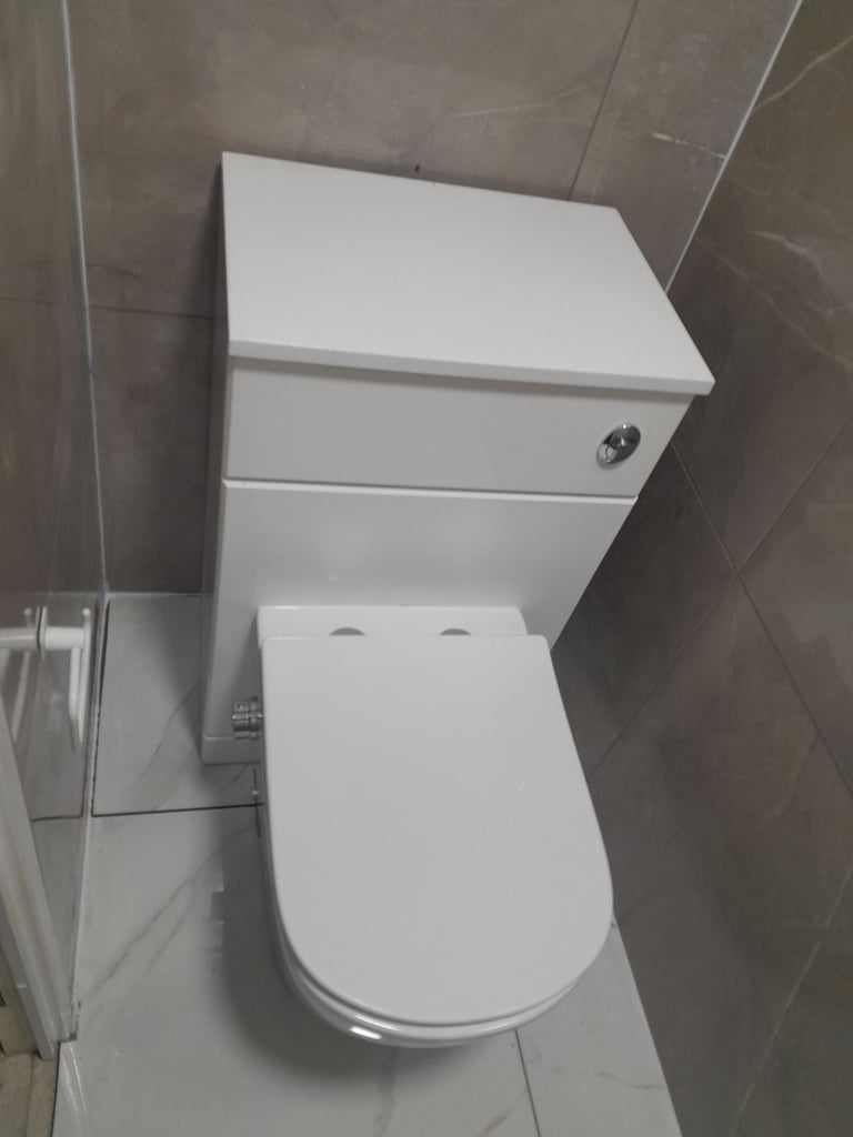 image for Bathroom fitter