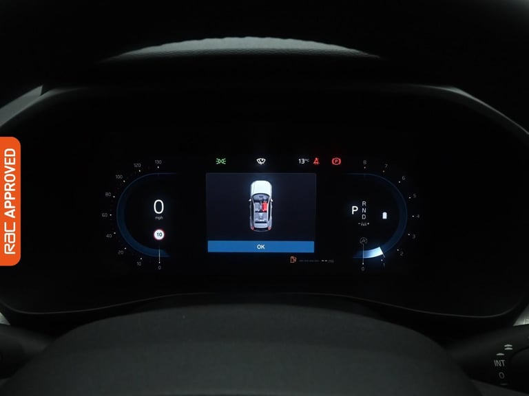 2022 Volvo XC40 2.0 B3 MHEV Core SUV 5dr Petrol Hybrid DCT Auto Euro 6 (s/s) (163 ps) SUV PETROL ...