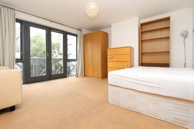Canary Wharf Double Room Available Couples Accepted 0 Deposit Available