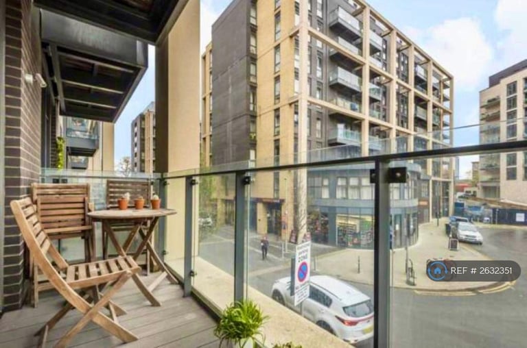 2 bedroom flat in Avon House, London, SW18 (2 bed) (#2632351)