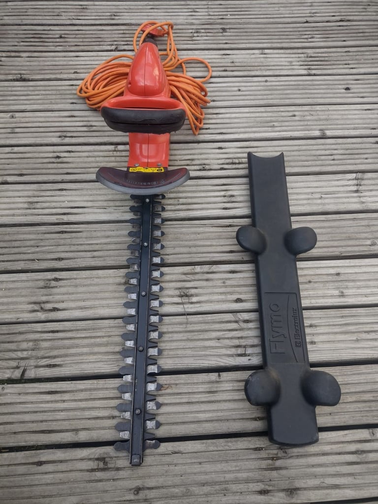 Flymo Electrolux 55cm(21 inch) corded electric hedge trimmer