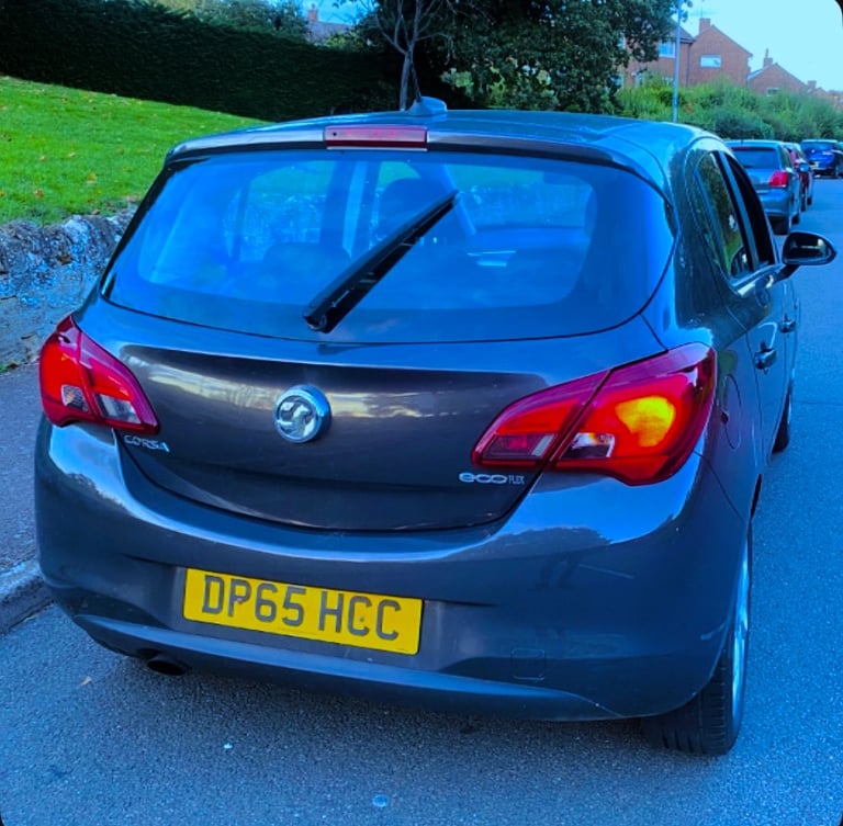 corsa 1.0 litre £20 tax year 12 month mot great runner 