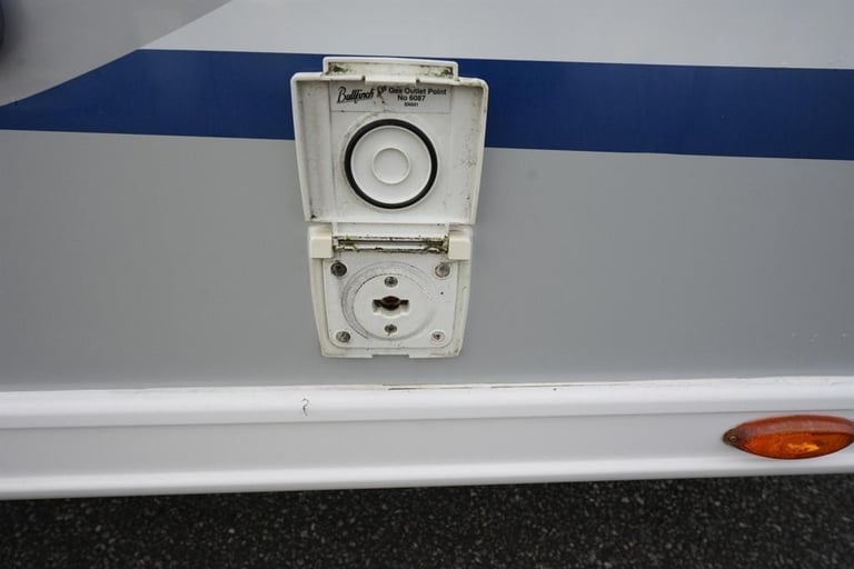 Elddis Aspire 255 50th ANNIVERSARY PEUGEOT 4 BERTH 2 TRAVEL SEAT MOTORHOME