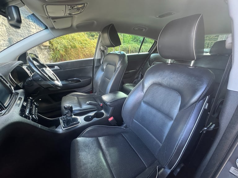 2016 Kia Sportage 1.7 CRDi ISG 3 5dr ESTATE Diesel Manual