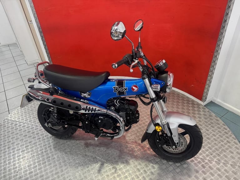 2024 '74' Honda ST125 Dax 