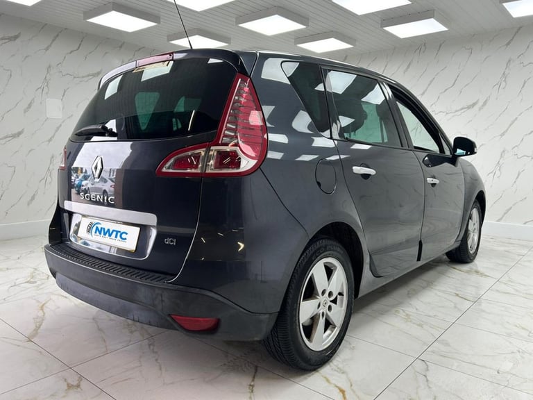 2011 Renault Scenic 1.5 dCi 110 Dynamique TomTom 5dr MPV DIESEL Manual