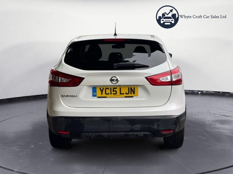 2015 Nissan Qashqai 1.2 DIG-T n-tec 2WD Euro 5 (s/s) 5dr SUV Petrol Manual
