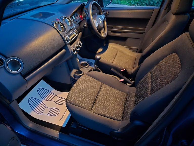 Mitsubishi, COLT, Hatchback, 2009, Manual, 1124 (cc), 5 doors