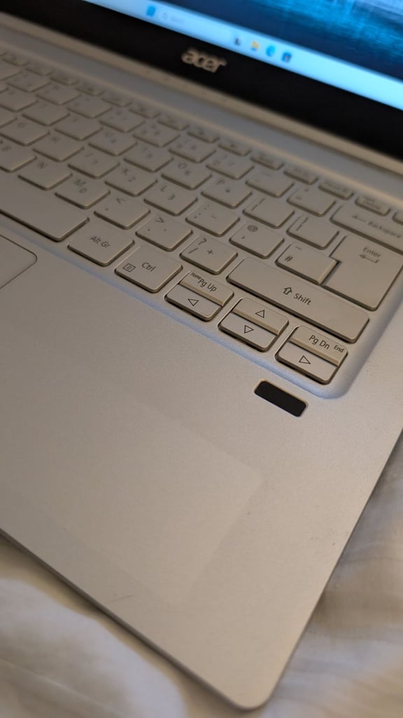 Acer Swift 3 14" 11th Gen Intel Core i7 16 RAM, 512 SSD
