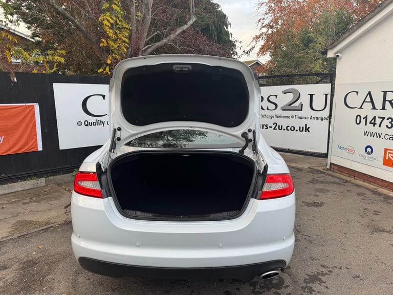 2015 Jaguar XF 2.2d R-Sport Black 4dr Auto SALOON Diesel Automatic