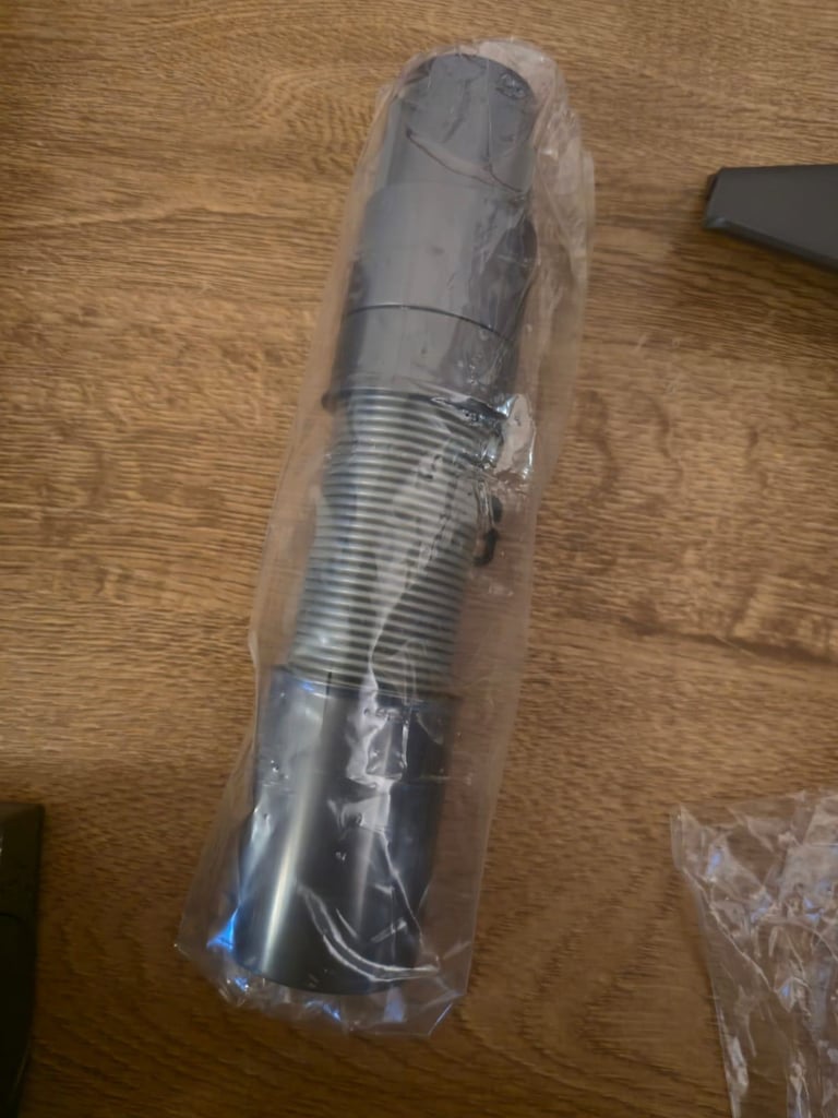 Dyson v7 atachment, brand new