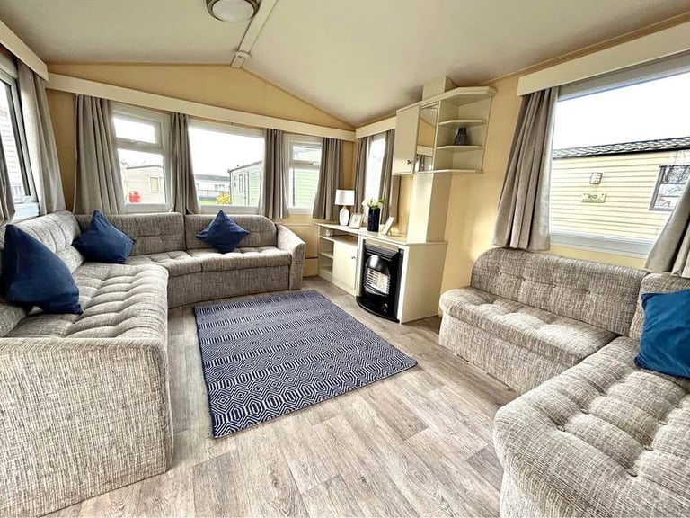 Stunning static caravan - Own by repaying per month! Useable 10 months per year
