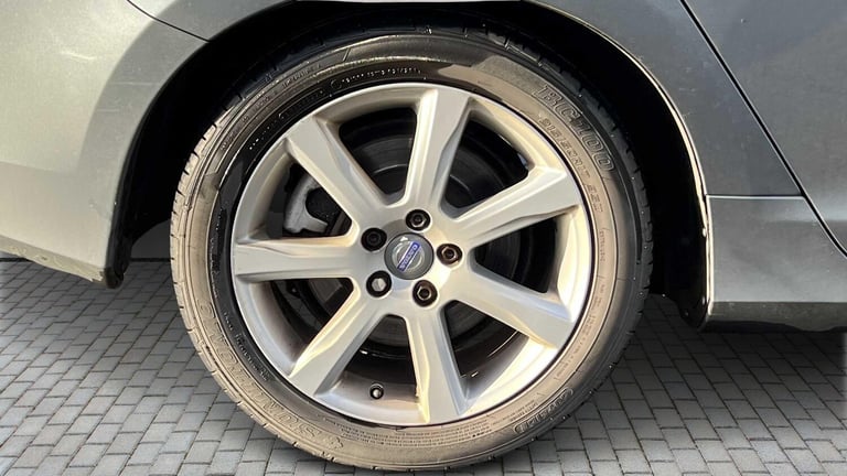  Volvo S60 D2 [120] SE Nav 4dr [Leather] Saloon Diesel Manual