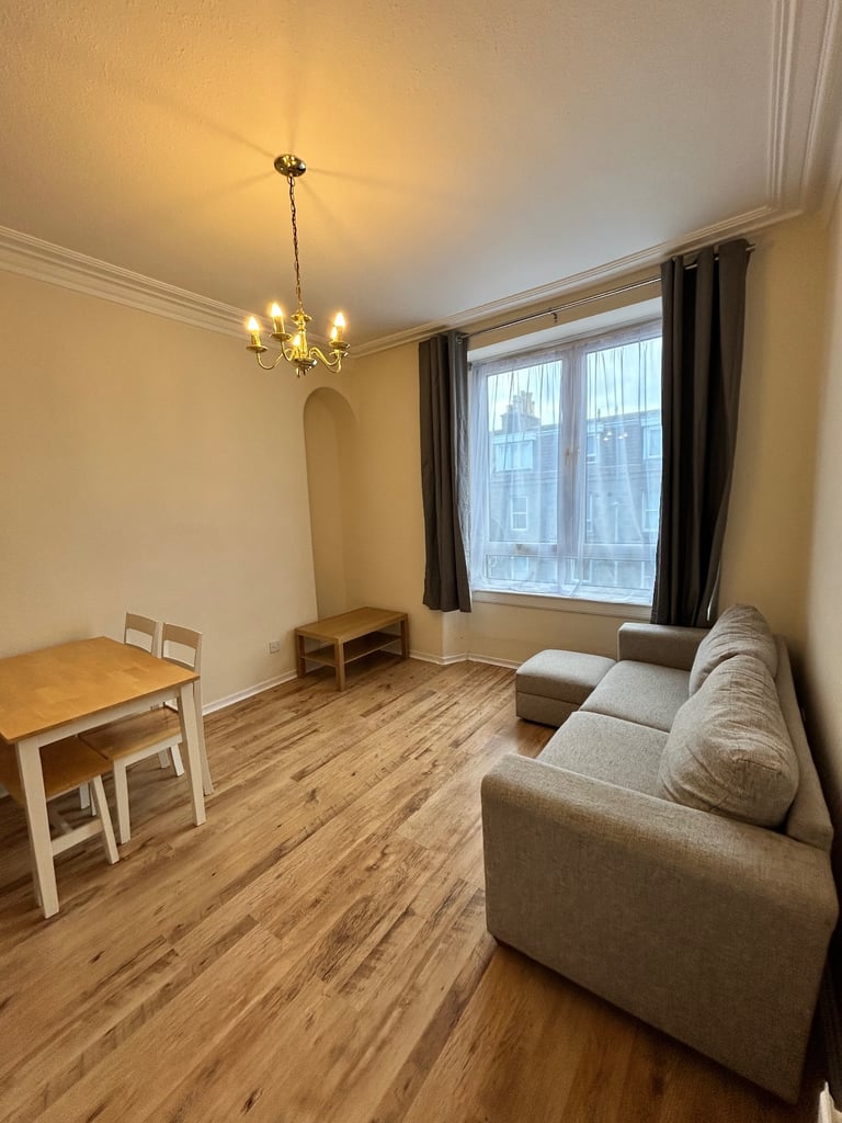2 Bedroom Flat For Rent -Walker Road