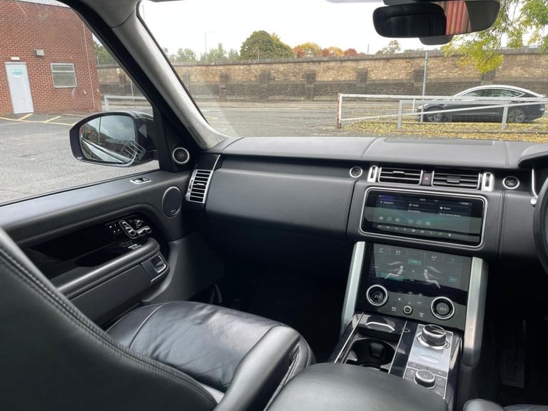 2020 Land Rover Range Rover 3.0 SD V6 Autobiography SUV 5dr Diesel Auto 4WD Euro 6 (s/s) (275 ps)...