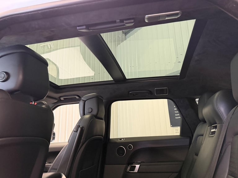 2021 Land Rover Range Rover Sport 3.0 D300 MHEV Autobiography Dynamic Auto 4WD Euro 6 (s/s) 5dr E...