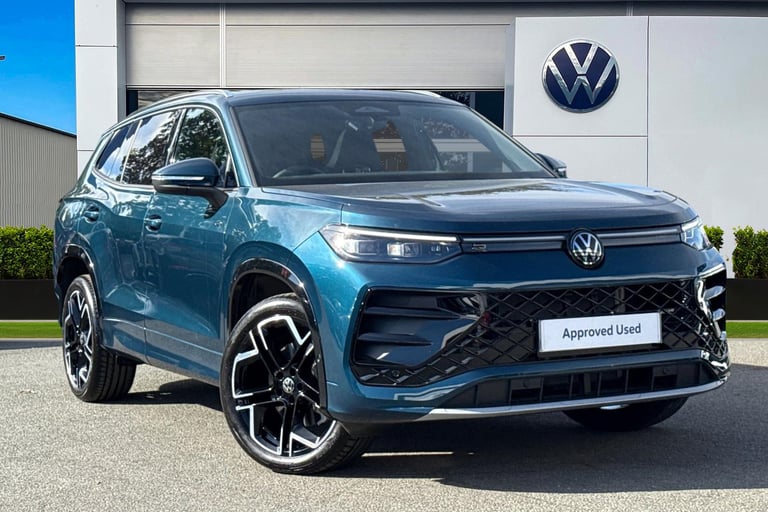 image for 2025 Volkswagen Touran 1.5 TSI eHybrid R-Line Edition 5dr DSG6 | Panoramic Sunroof | Heated Seats...