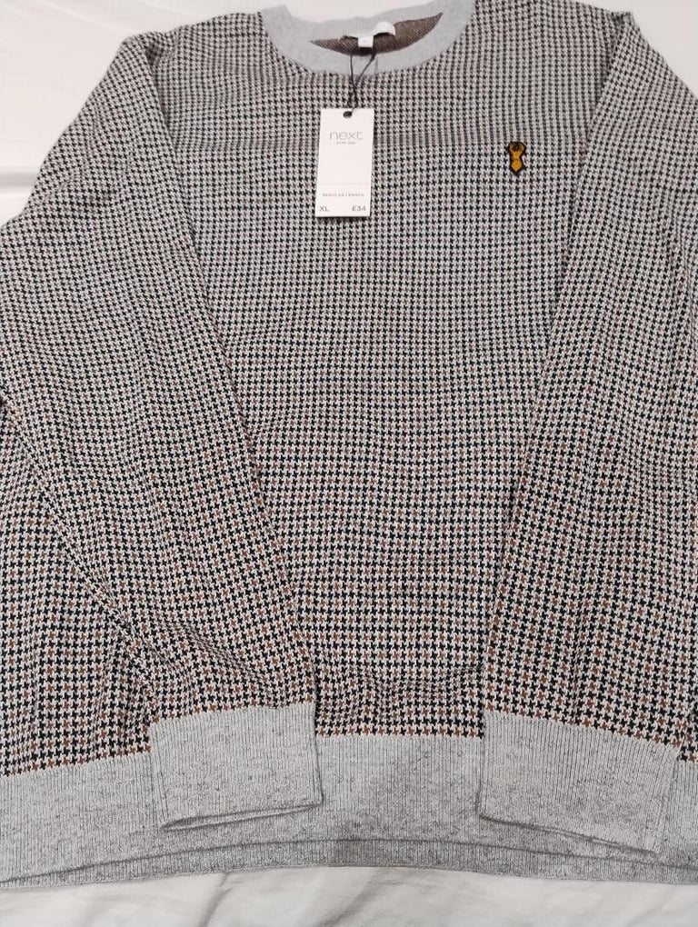 image for Brand new printed Sweater  XL Regular Length for sale for £10 