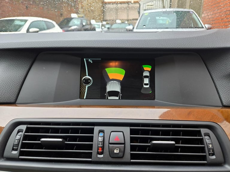 2013 BMW 5 Series 2.0 520d SE Auto Euro 5 (s/s) 4dr SALOON Diesel Automatic