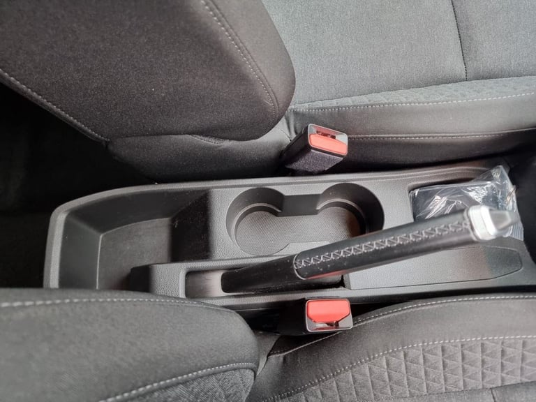 2020 Renault Clio 1.0 TCe Iconic Hatchback 5dr Petrol Manual Euro 6 (s/s) (100 ps) Hatchback Petr...