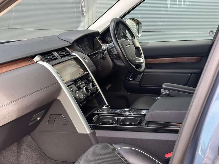 LAND ROVER DISCOVERY 3.0 SD V6 HSE Auto 4WD Euro 6 (s/s) 5dr 2020