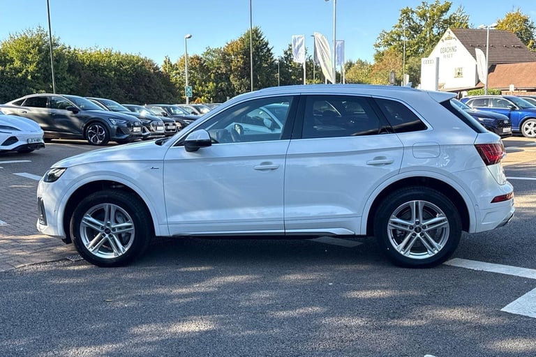 2024 Audi Q5 2.0 TFSIe 50 S line SUV 5dr Petrol Plug-in Hybrid S Tronic quattro Euro 6 ( ESTATE P...