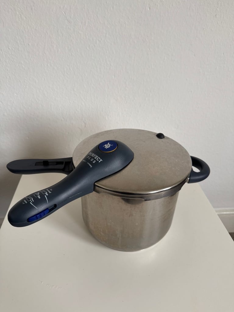 image for WMF 22 cm 6l Stainless Steel Perfect Plus Pressure Cooker
