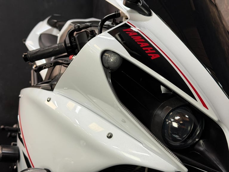 2014 Yamaha R1 1000