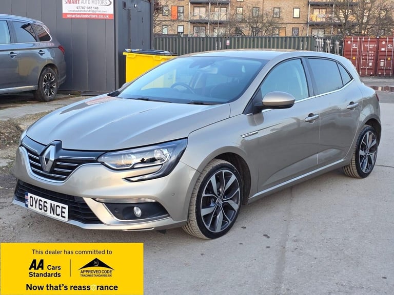 2016 Renault Megane 1.5 dCi Dynamique S Nav EDC Euro 6 5dr Hatchback Diesel Automatic