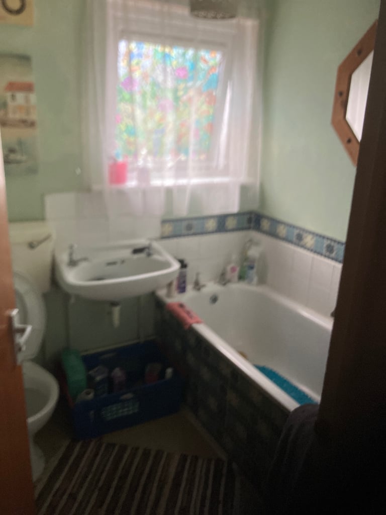 One bedroom ground floor flat 