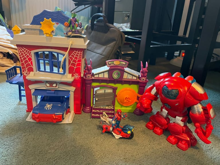 Imaginext marvel and DC toys