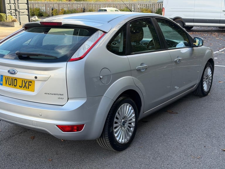 2010 Ford Focus 2.0 Titanium 5dr HATCHBACK PETROL Manual