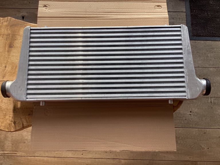 Universal Aftermarket Intercooler Honda Nissan Subaru Mitsubishi Ford Vauxhall