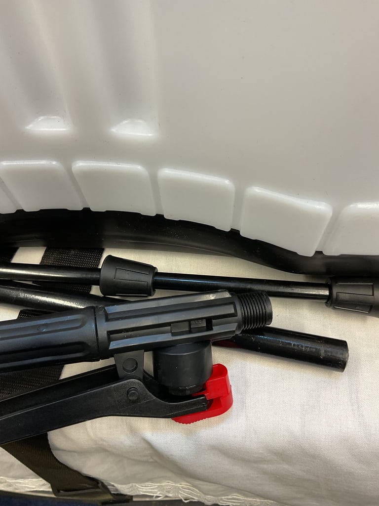 Oregon Backpack Sprayer - 20 Litre