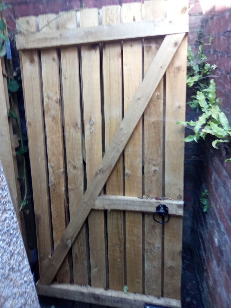 image for 6ft high hit and miss gates