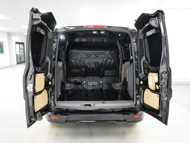 2024 TRANSIT CONNECT 1.5 EBL 100 BHP L1 250 SWB SPORT EDITION ( SAT NAV / NO VAT