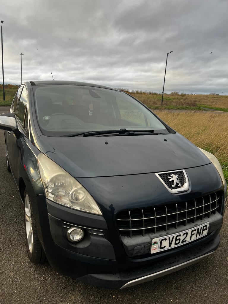 Peugeot, 3008, Hatchback, 2012, Manual, 1560 (cc), 5 doors