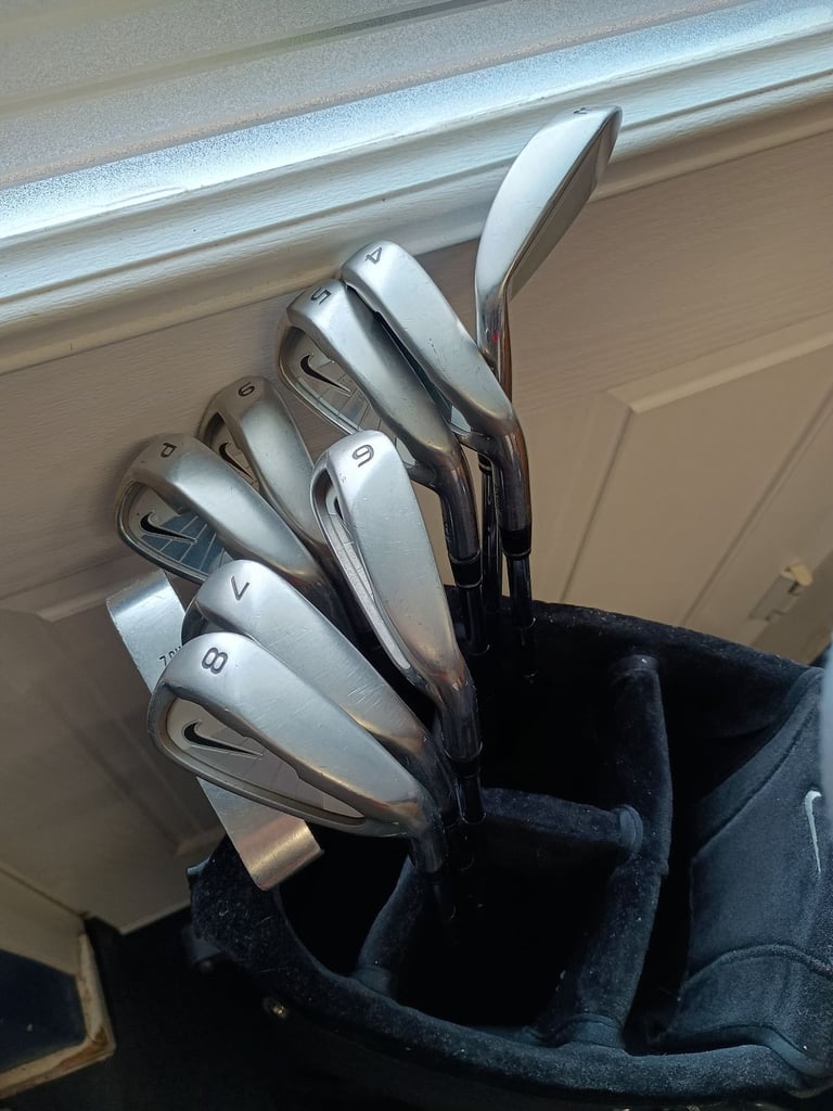 Full set of golf clubs Nike