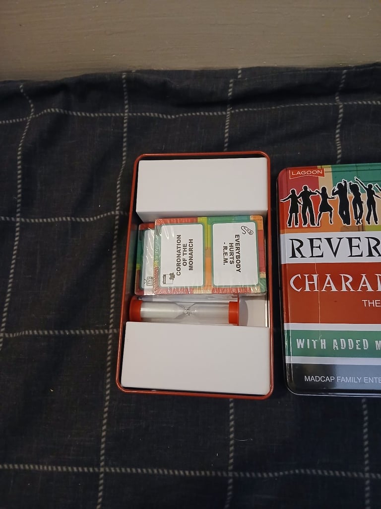 Lagoon reverse charades 