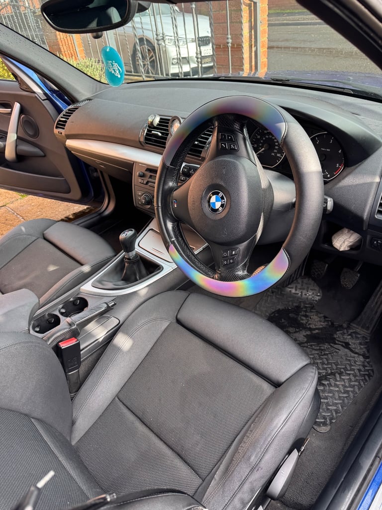 BMW, 1 SERIES, Hatchback, 2005, Manual, 1995 (cc), 5 doors