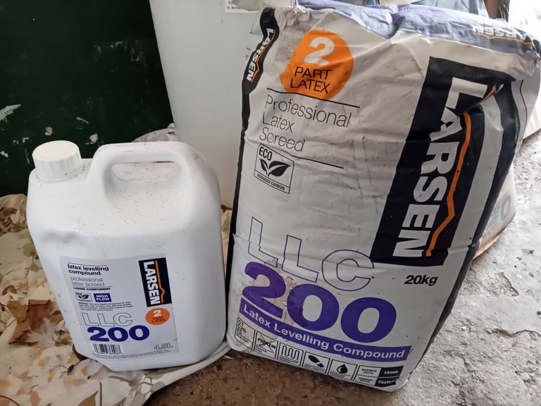 Larsen 2 part levelling solution