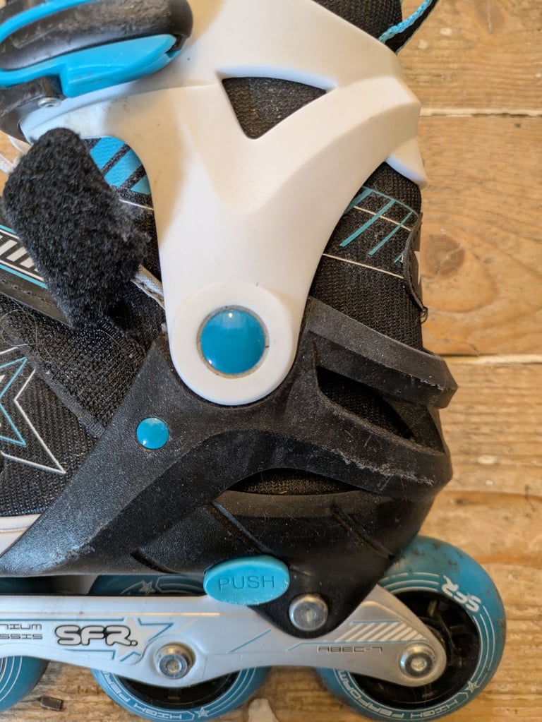 Adjustable SFR Pulsar inline skate adjustable size 3-6