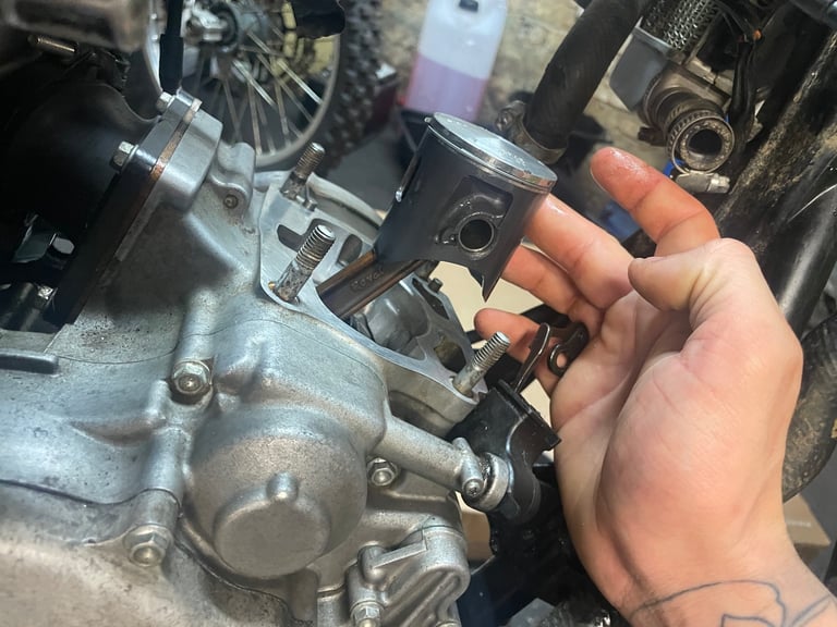 Kawasaki, 2003, 124 (cc)