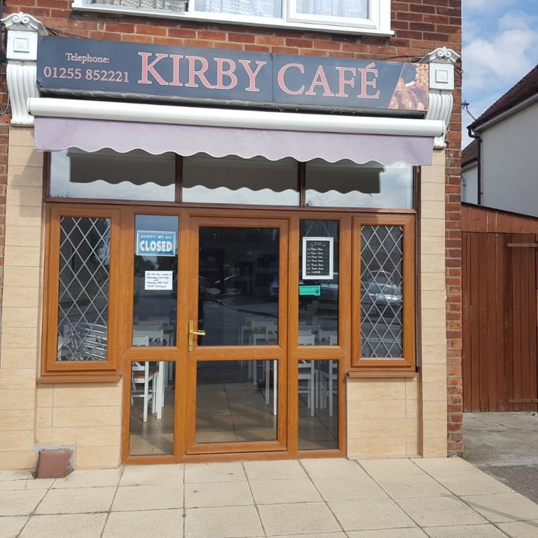 Cafe/Resteraunt/T away, Rent now Lower to £560 Fully equipt, turnover £153, G 