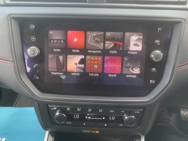 2019 SEAT Arona 1.0 TSI FR SUV - New MOT - Only 35000 Miles