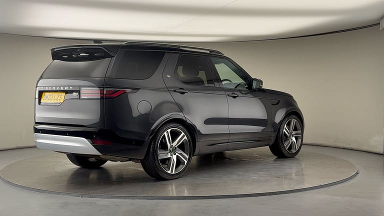 2023 Land Rover Discovery 3.0 D300 MHEV Metropolitan Edition SUV 5dr Diesel Auto 4WD Euro 6 (s/s)...