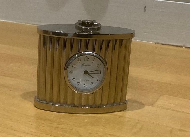 image for Miniature clock 