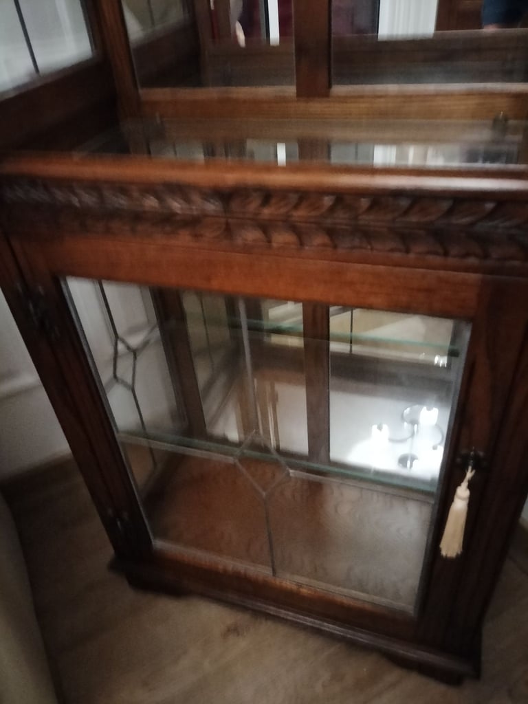 Old charm display cabinet 