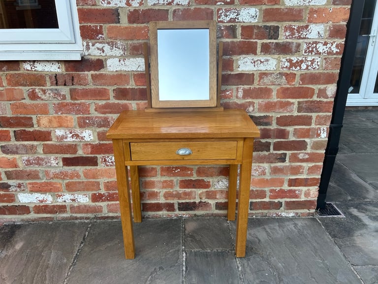 Oak Dressing Table with Mirror - Great Condition 